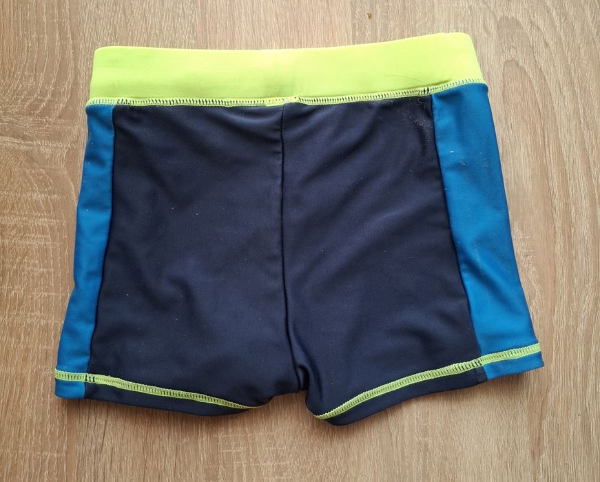 Zestaw 3 par kąpielówek chłopięcych r.98-104