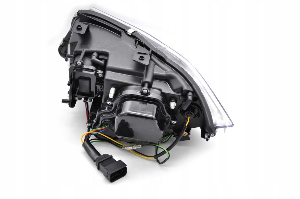 Lampy reflektory przednie przód BMW E90 05-08 D1S RINGI LED U-BAR NOWE