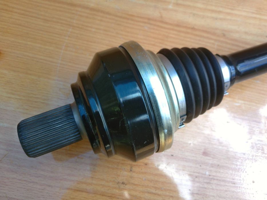 półoś mercedes a290 w290 a2903502600 bdb nowa oryginalna