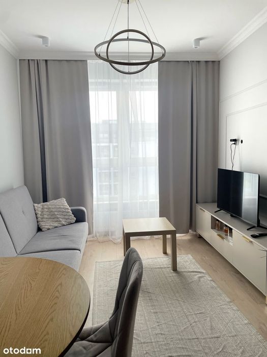 2 pokojowe, obok Hilton, idealne dla studenta, nowy blok
