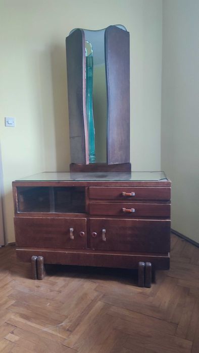 Stara Toaletka z lustrami