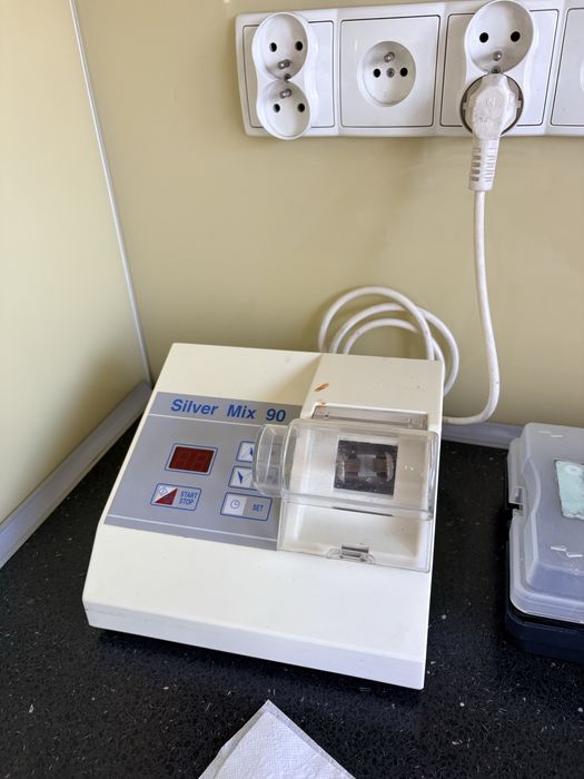 Mieszalnik do amalgamatu Silvermix