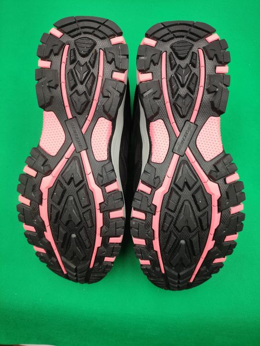 Трекінгові кросівки Skechers - 39 розмір. Waterproof