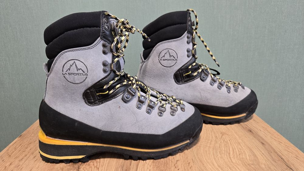 Ботинки La Sportiva Nepal Evo GTX WMN.