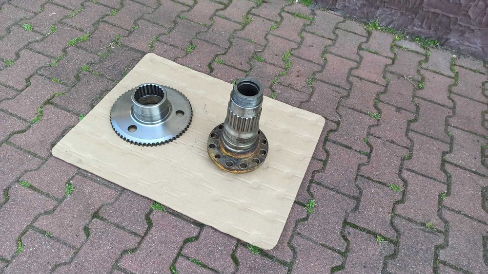 Czop Z Tuleją Nakładaną Na Czop Mostu RABA LKT 81 Most 81 S 81 TURBO