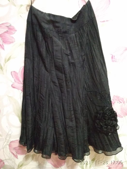Юбка жатка черного цвета