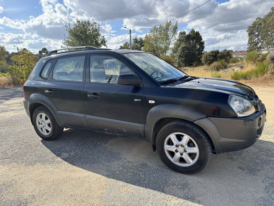 Hyundai Tucson 2005 — 4x4 — photo 3