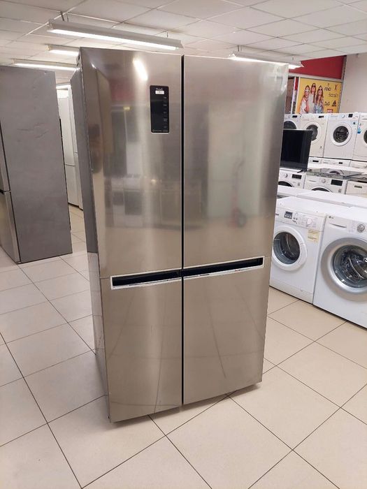 Холодильник Samsung Side-By-Side RS68A8840B1 з ЄС МАГАЗИН БУ ТЕХНІКИ