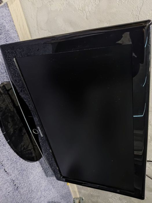 Продам телевизор Samsung LE32A656A1F