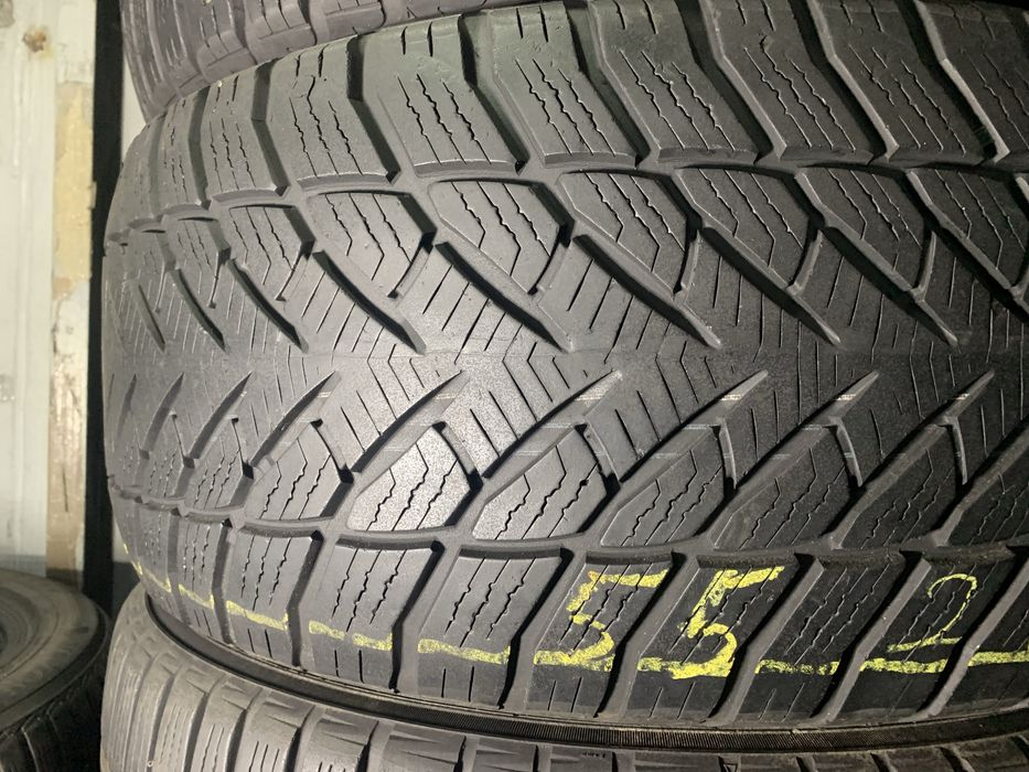 Шини б/у зимові 295/40 20 Goodyear UltraGrip SUV
