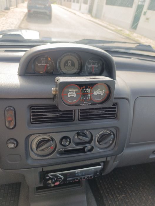Mitsubishi pagero sport wagon