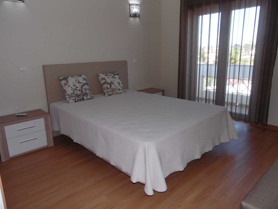 VILLA CHARM - V3  c/ 3 wc + Piscina + Jardim Privado + garagem - LIVRE JUNHO até 11 de JULHO + SET. - ALBUFEIRA