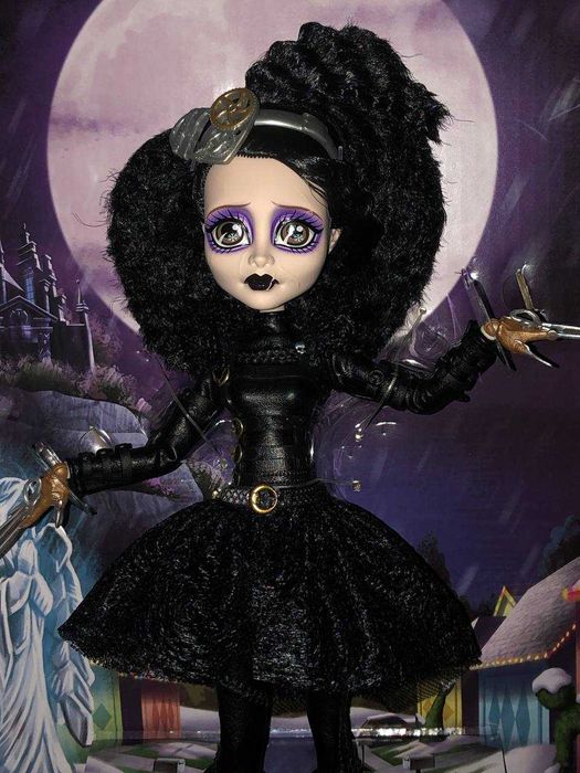 Monster High Skullector Edward Scissorhands