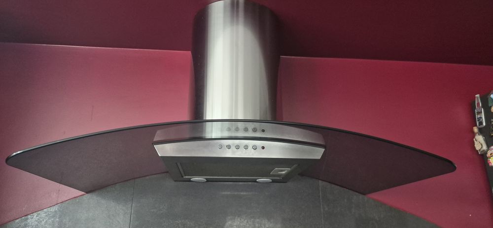 Okap kuchenny kominowy 90 cm, czarne szkło, inox, 3 biegi – sprawny