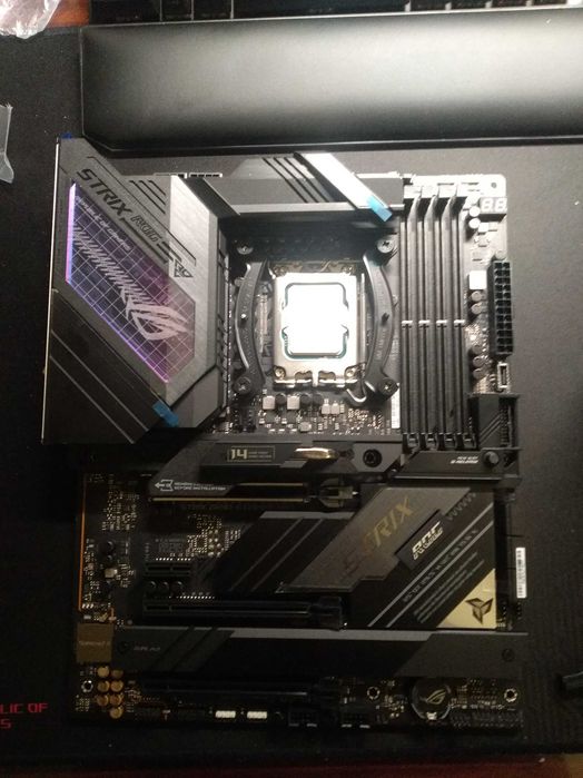ASUS Rog Strix Z690-E Gaming Wifi