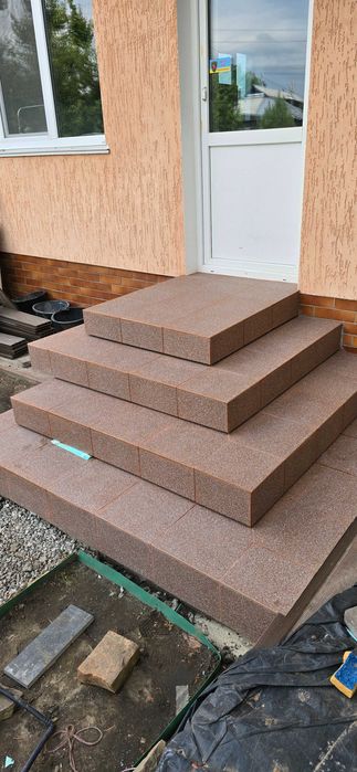 Плиточник, ремонтні роботи