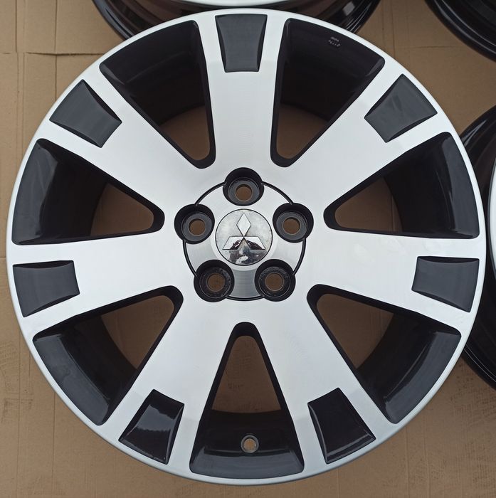 Felgi Oryginał Mitsubishi Eclipse Asx Outlander 5x114,3 7Jx18 ET38