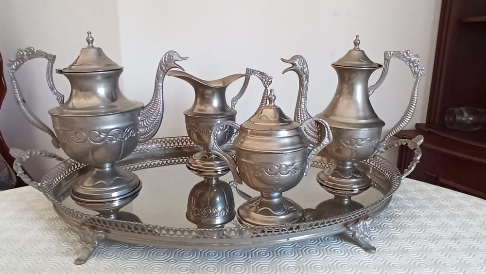 Serviço de chá em casquinha.