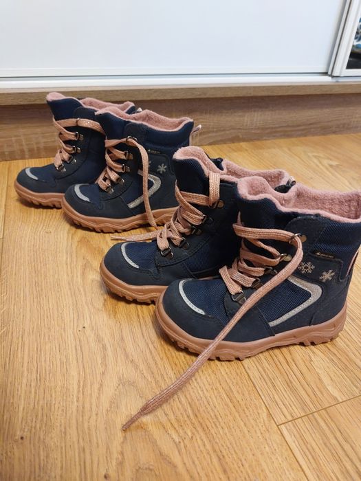Buty zimowe Superfit, rozm. 24