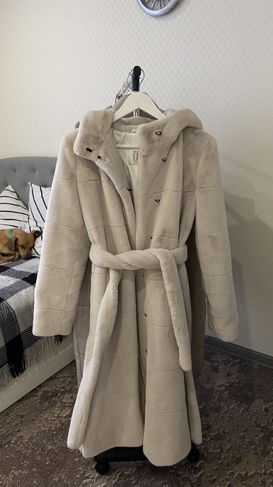 Шуба з штучного хутра