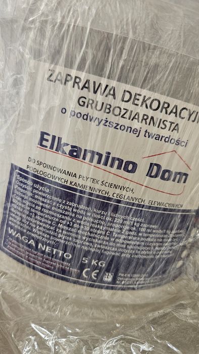 Płytki z cegły beż-brąz