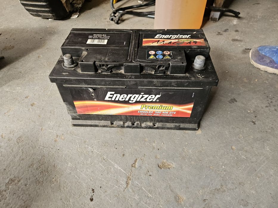 Akumulator 80ah 740a 12v Do Samochodu Bateria Auta Energizer Premium  prądu prądowy Super Stan Sprawny