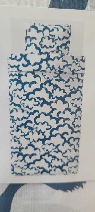 Nowa pościel w malownicze chmurki. Ikea 150x200 i 50x60