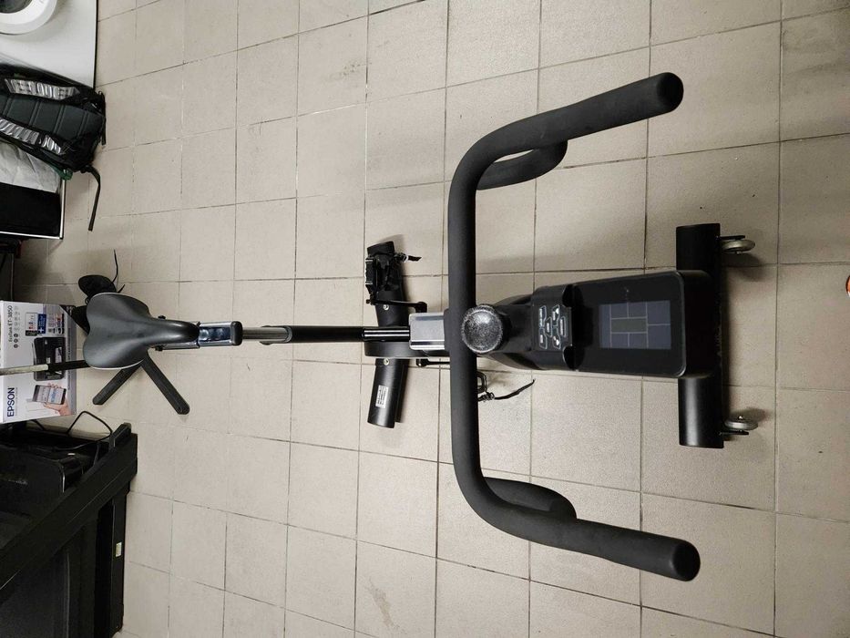 Bicicleta estática Smart Indoor BikeToorx Srx Evolve | Bluetooth