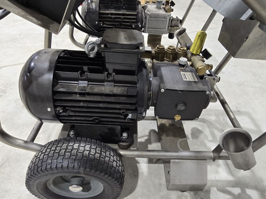 Myjka Karcher hd 25/15-4 Cage  2016 R. 2019 R 2 sztuki