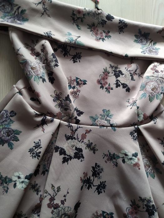 Nowa sukienka MOHITO rozm 34 xs