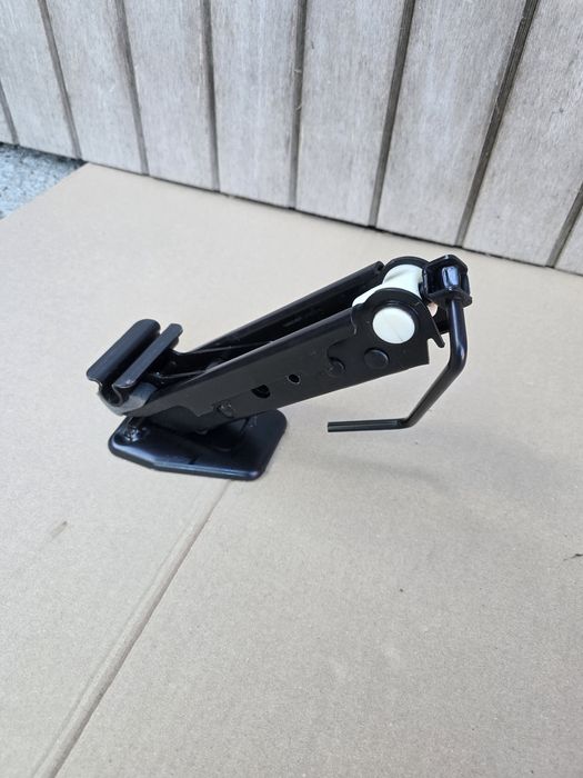 Winda lewarek Ford Eskort