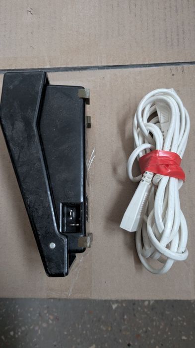 Педаль для швейної машинки