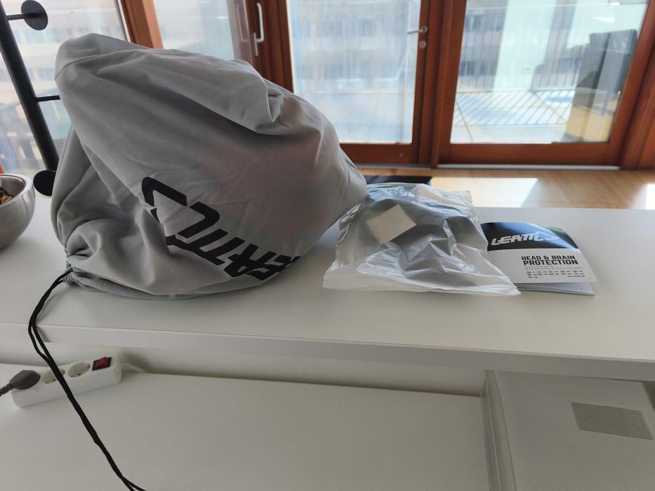 Capacete MTB Integral Infantil Enduro 2.0 Queixeira Removível Verm. XS
