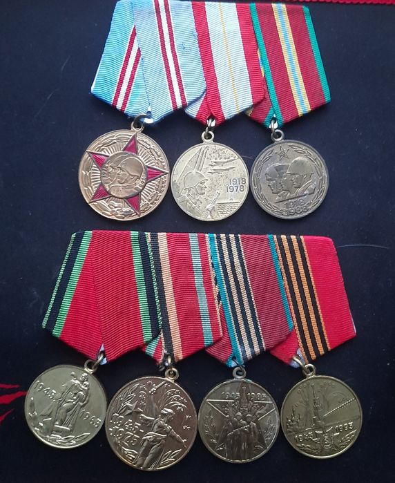 Знаки значки ціна за всі