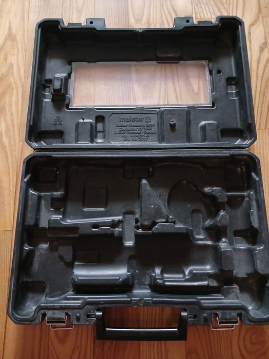 Продам кейс для реноватора б/у