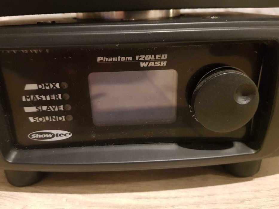 Ruchome Głowy Phantom 120 LED WASH