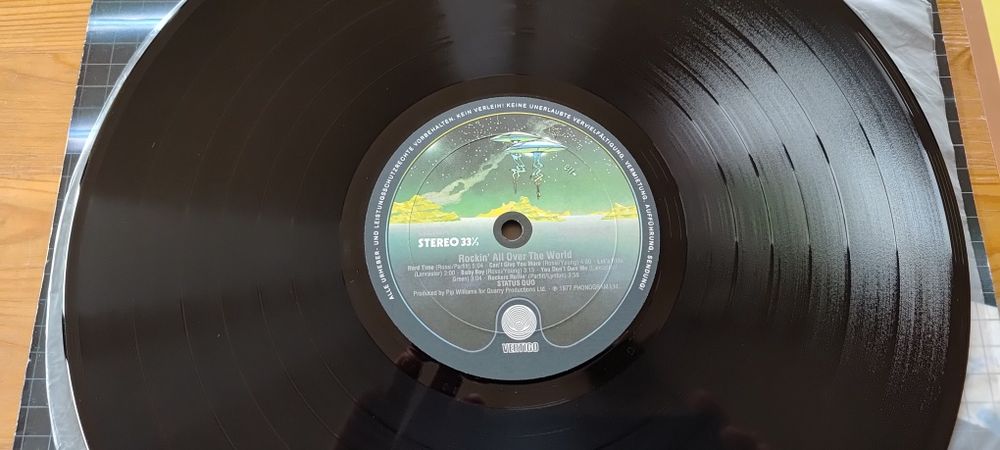 Status Quo, Rockin All Over The World, Winyl