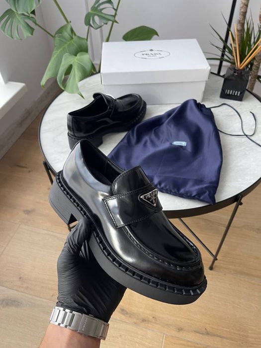Buty Prada leather loafers