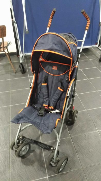 Berço, carrinhos, banheira, espreguiçadeira,potinho, degrau, de bébé