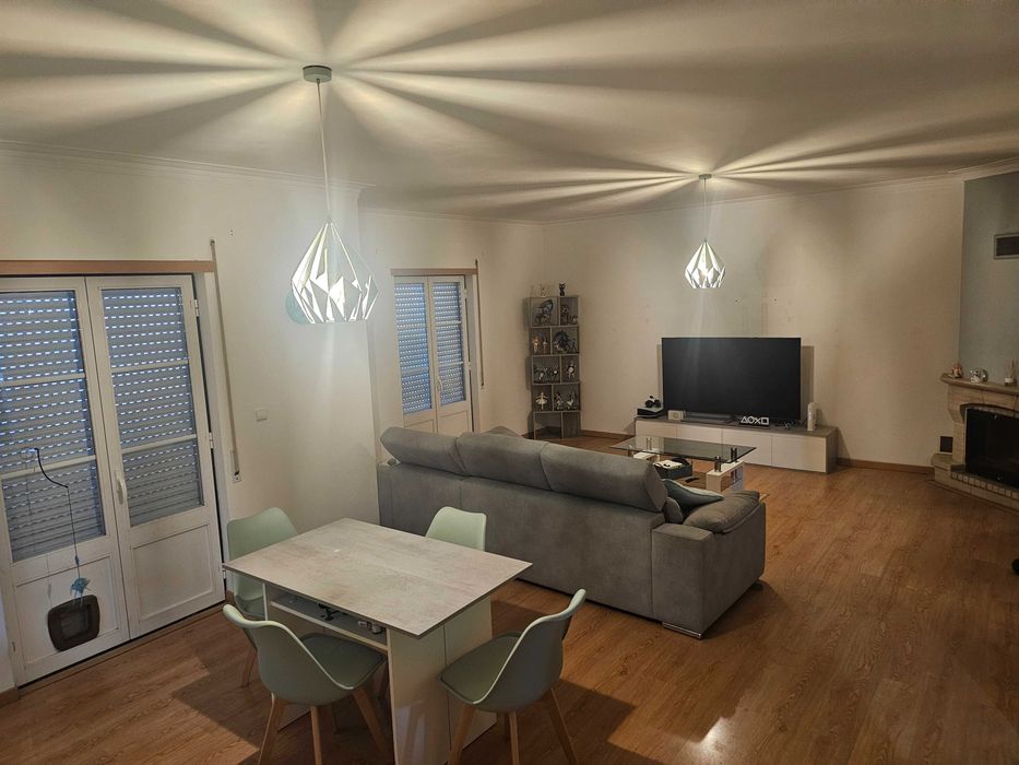 Apartamento T3 Com ótimo terraço de 50m2
