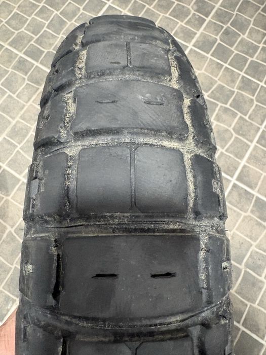 Vendo pneus CST para mota