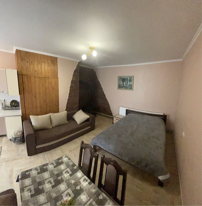 кімнати подобово  будинок