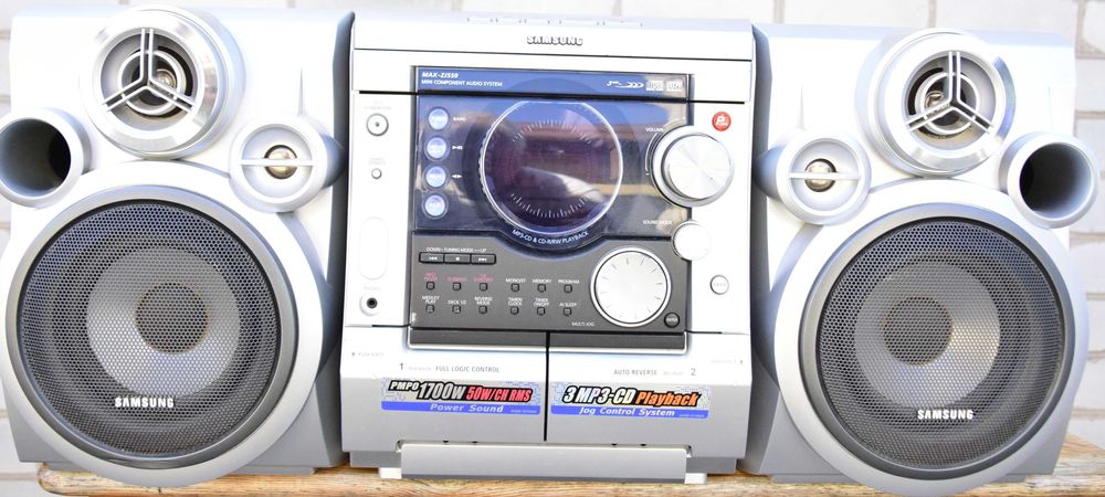 Музыкальный центр Samsung