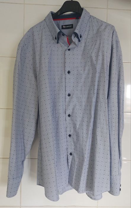 Camisa Azul às pintas