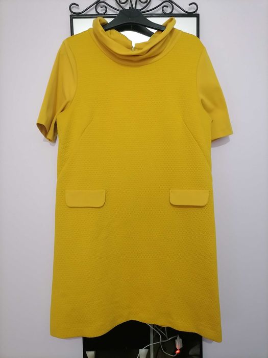 Sukienka QUIOSQUE tuba 42 raz założona