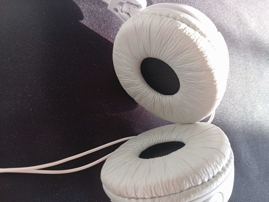 Słuchawki SONY białe