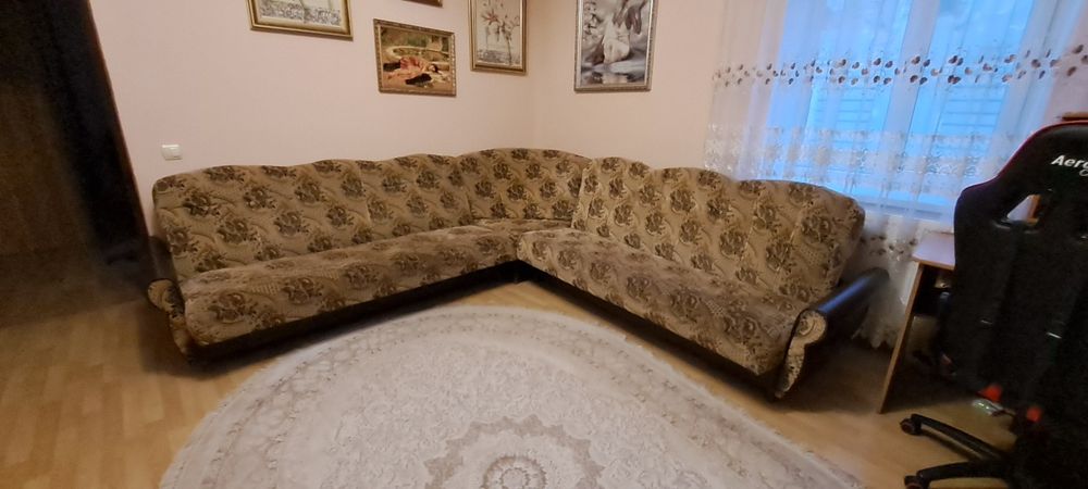 Кутовий диван розкладний