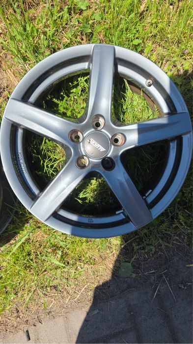 Felgi alutec grip
