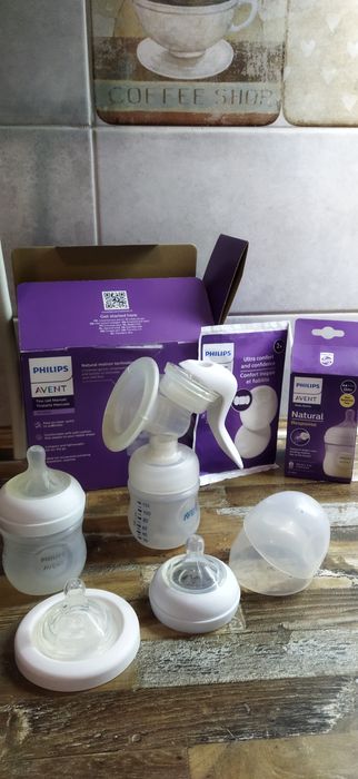 Молокоотсос  AVENT
Цена за весь комплект.
В хорошем состоян