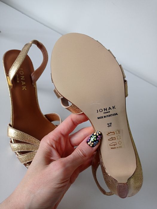 Buty na obcasie Jonak Paris